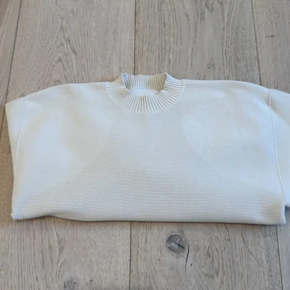 Lululemon Multi-Texture Crewneck Sweater in XS - Picture 4 of 10